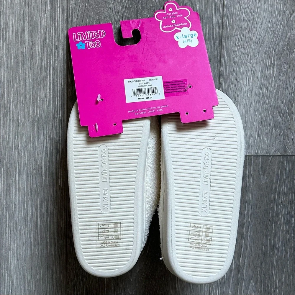 New. Limited Too.  Kids. XL (4/5) White and Pink Heart Slippers.